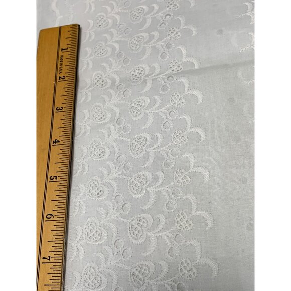 White Embroidered Lace Cotton Fabric 1 yard x 44" wide Floral Pattern - Picture 4 of 5